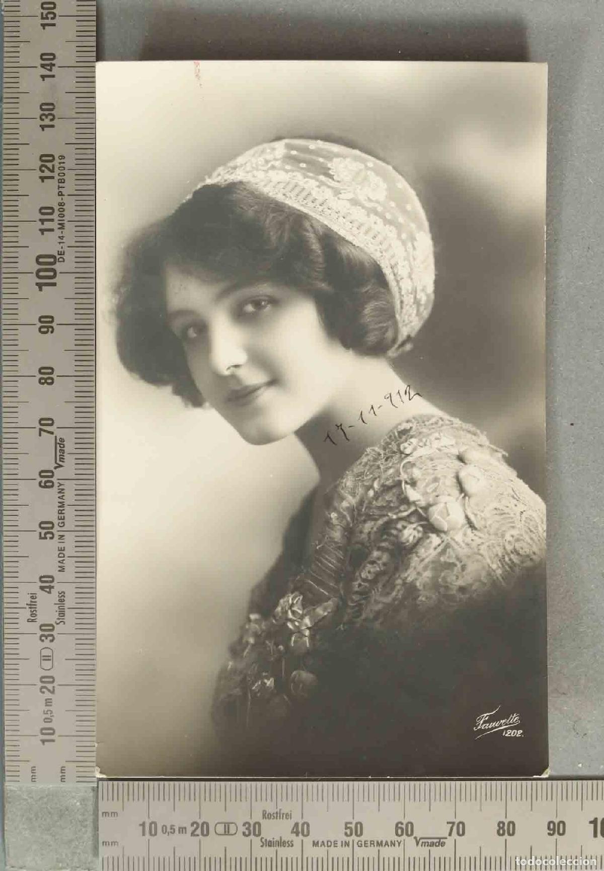Postales: POSTAL. Retrato de joven - Foto 1