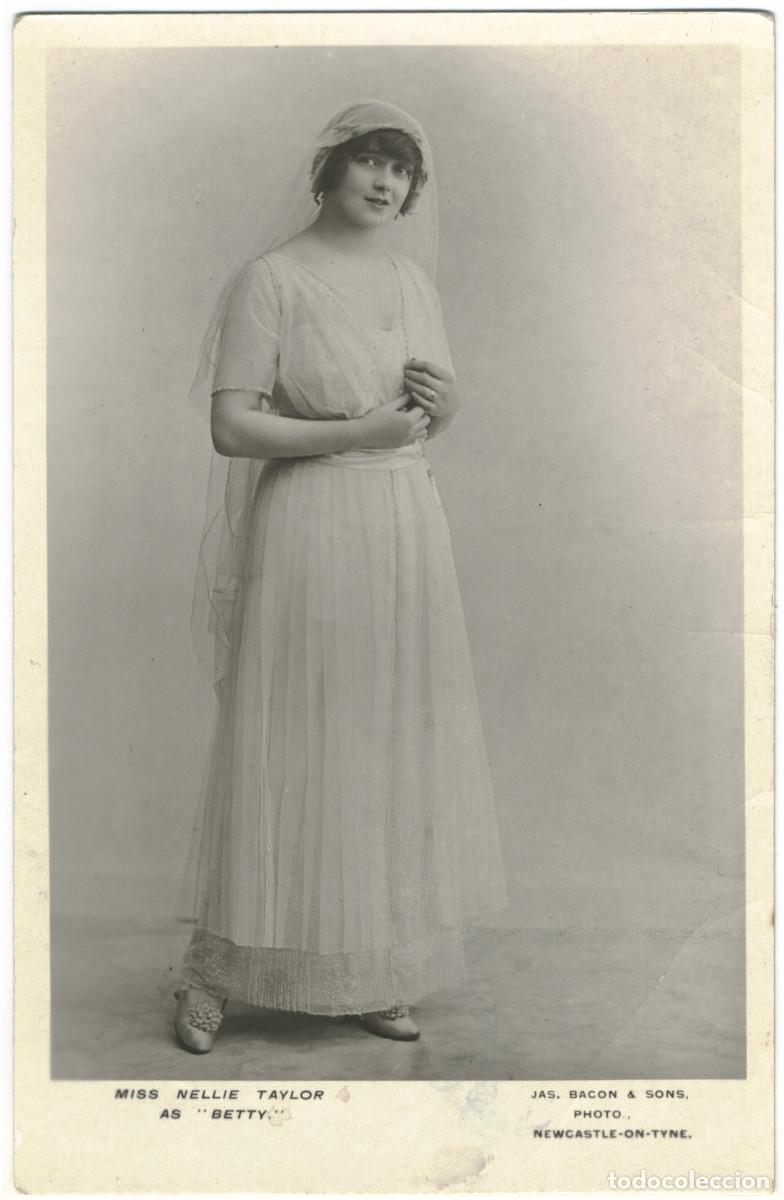Postales: Actriz eduardiana TAYLOR, Nellie_Jas. Bacon. As Betty. Photo Newcastle-on-Tyne