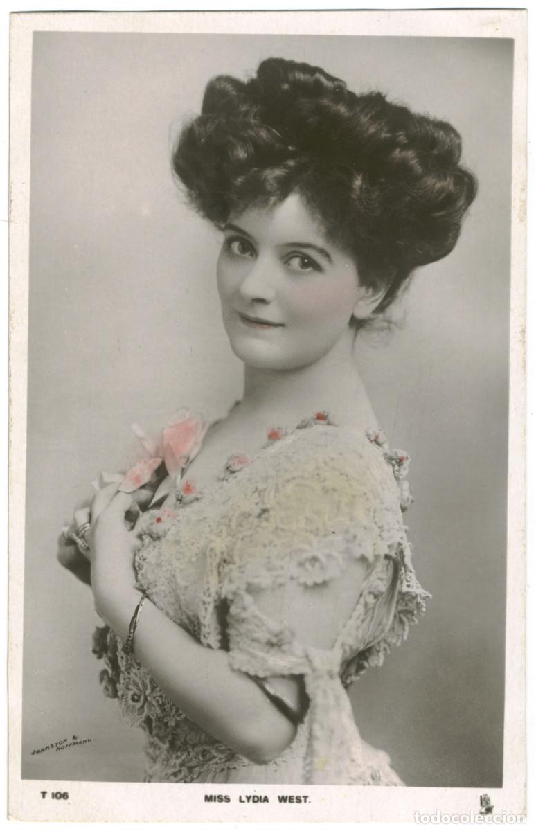 Postales: WEST, Lydia_Raphael Tuck Real Photograph (Celebrities of the Stage; T 106). Photo Johnston & Banfiel