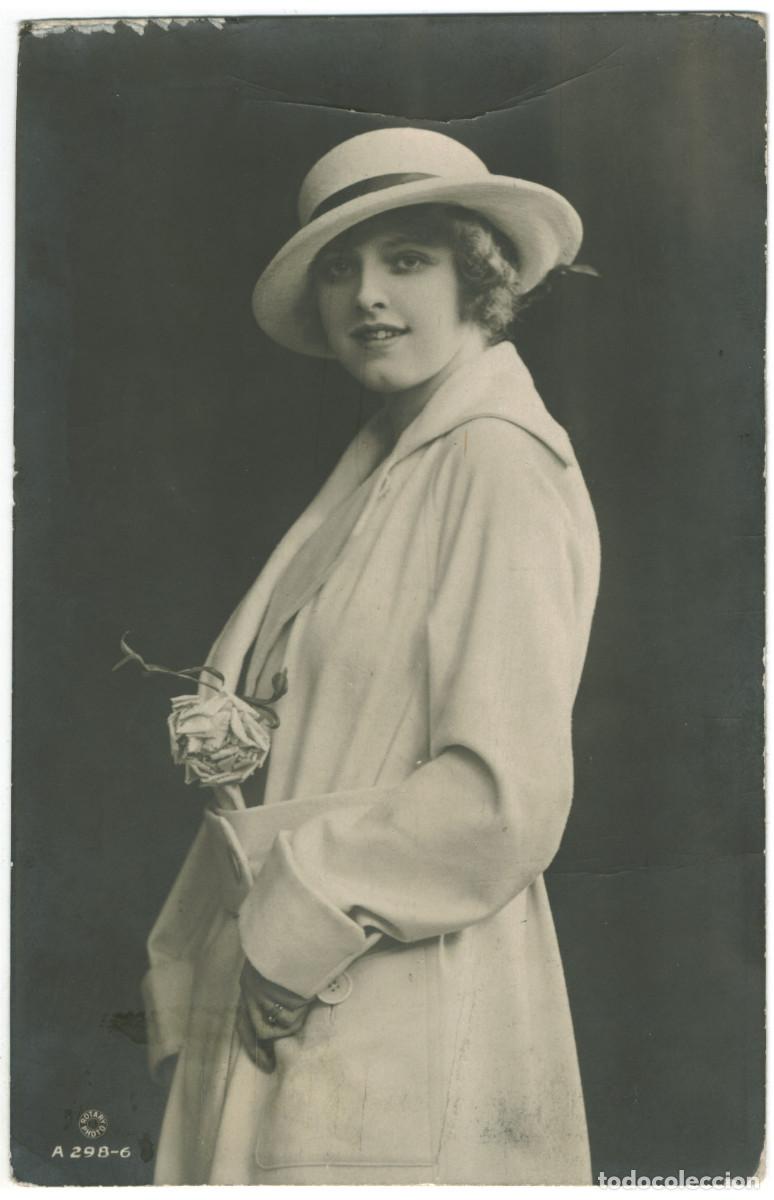 Postales: Serie 2 Postales Actriz WORTH, Constance_Rotary. A 298-2 y 298-6