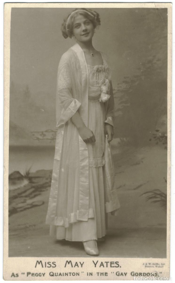 Postales: Serie 2 Postales Actores YATES, May_J. & W. Griffin. As Pegy Quainton in Gay Gordons