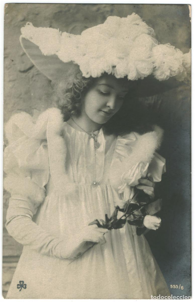 Postales: Actriz SIN IDENTIFICAR_BSW. 555-6