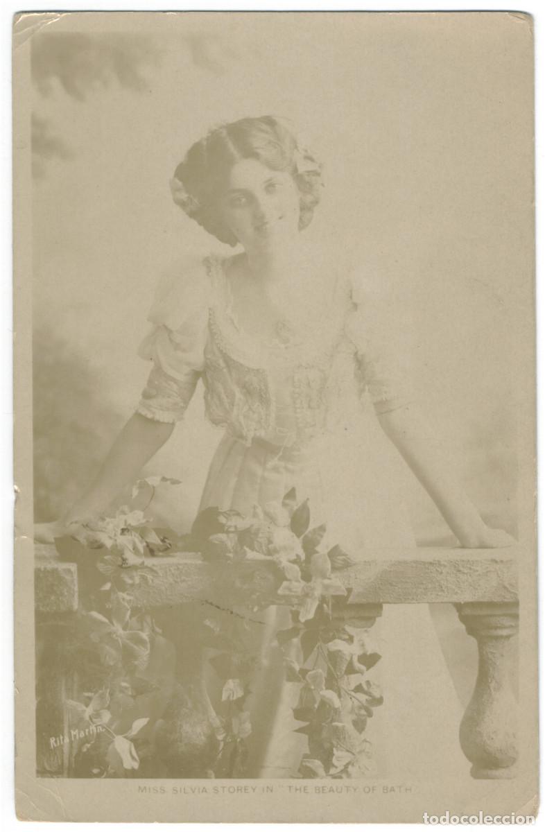 Postales: Actriz STOREY, Sylvia_B. B. London (Y). In The Beauty of Bath. Photo Rita Martin