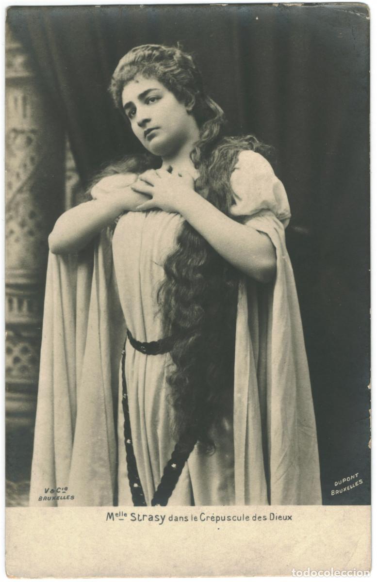 Postales: STRASY, Mlle._Vanderauwera & cie. Dans le Cr&eacute;puscule des Dieux (Wagner). Photo Dupont