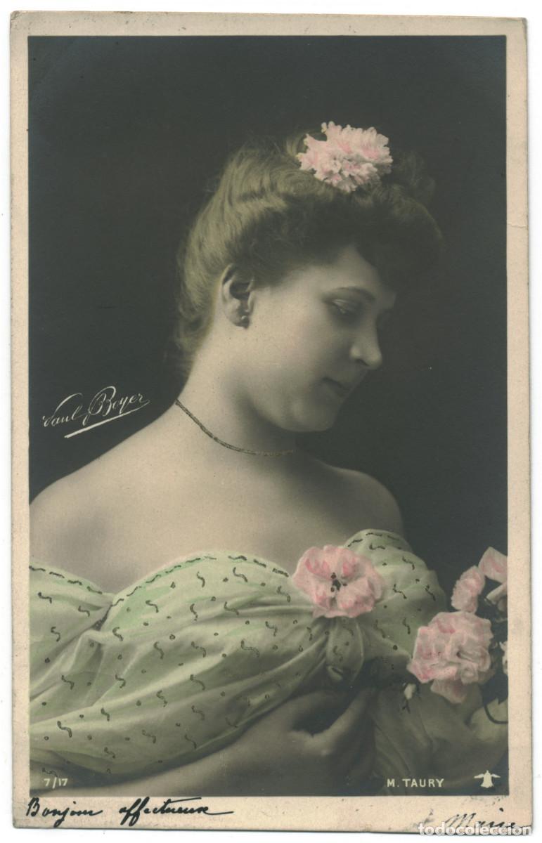 Postales: Actriz TAURY, M._Campana alada. 7-17. Photo Paul Boyer