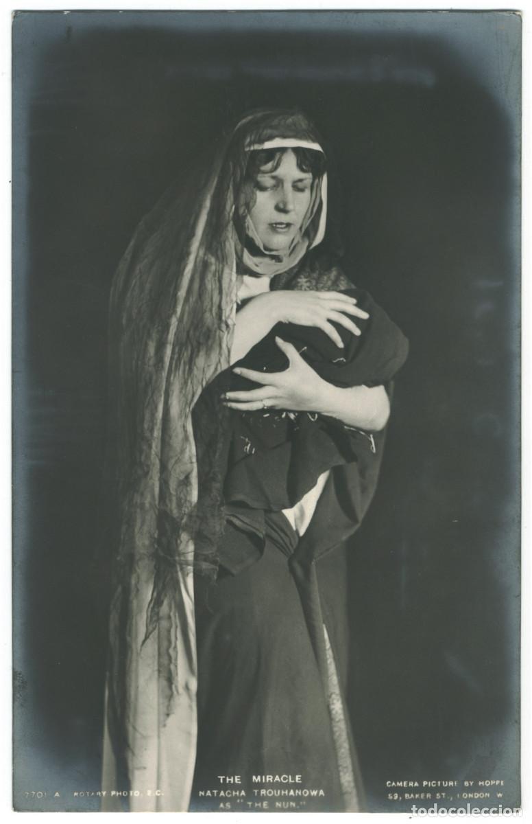 Postales: Serie 2 Postales Actriz TROUHANOWA, Natacha_Rotary. 7701 A. As The Nun in The Miracle. Photo Hoppe