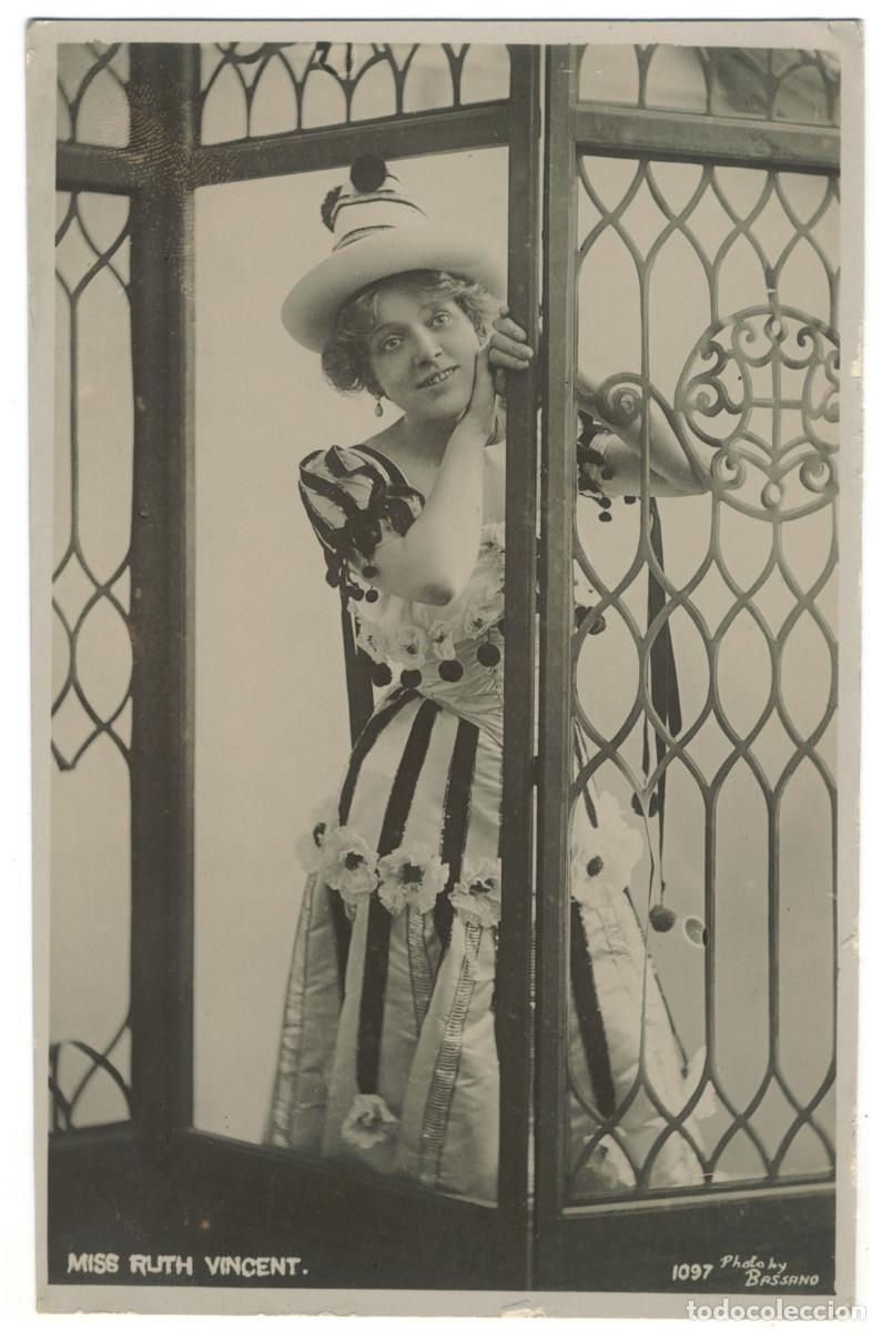 Postales: Actriz VINCENT, Ruth_A. & G. Taylor (Reality; 1097). Photo Bassano
