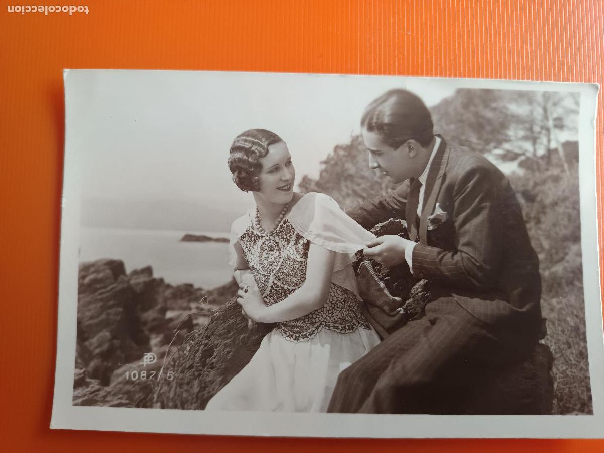 Postales: POSTAL PAREJA GALANTESM P D, PABLO DUMMATXEN 1087/5, SIN CIRCULAR.