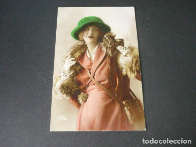 Postales: MUJER ELEGANTE POSTAL - Foto 1