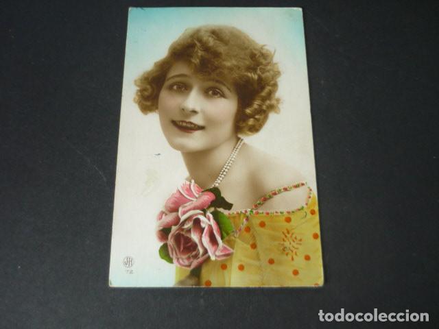 Postales: MUJER ELEGANTE POSTAL - Foto 1