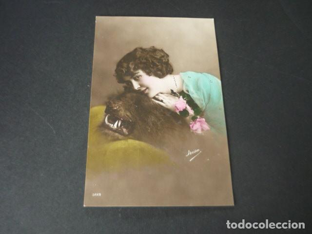 Cartoline: MUJER ELEGANTE POSTAL