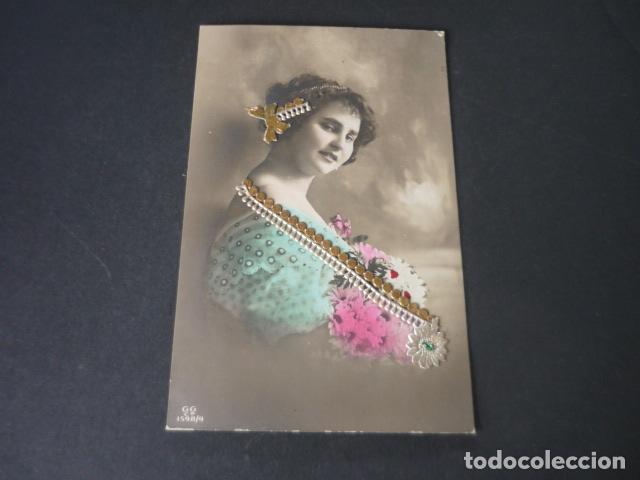 Postkarten: MUJER ELEGANTE POSTAL
