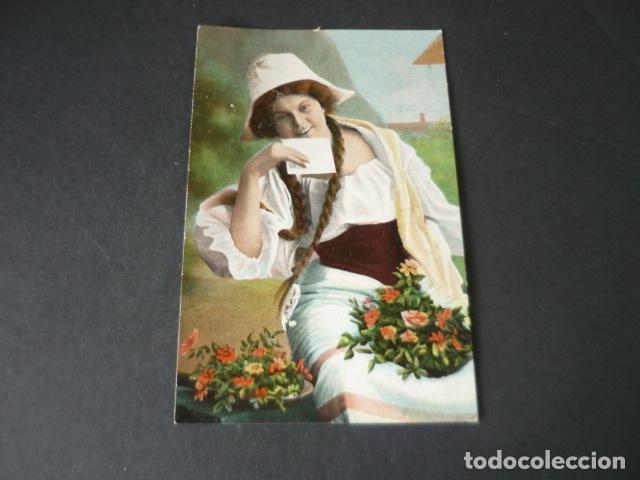 Postais: MUJER CON CARTA POSTAL