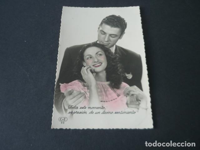 Cartes Postales: PAREJA DE ENAMORADOS POSTAL