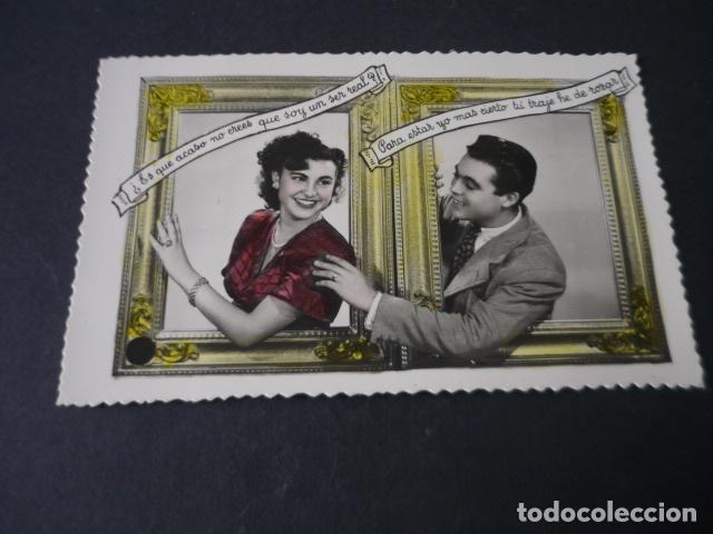 Postcards: PAREJA DE ENAMORADOS POSTAL