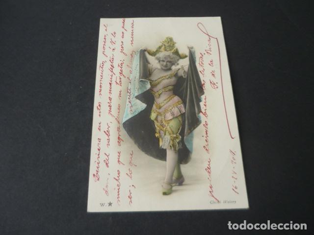 Postales: MUJER ELEGANTE CON CAPA POSTAL