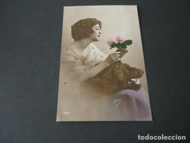 Postkarten: MUJER ELEGANTE POSTAL