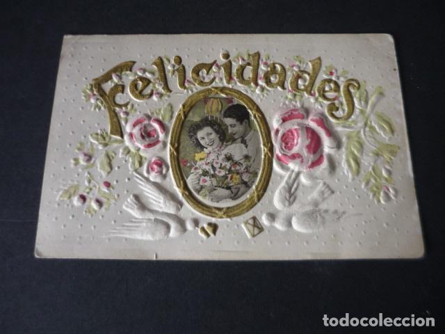 Postcards: PAREJA DE ENAMORADOS POSTAL EN RELIEVE