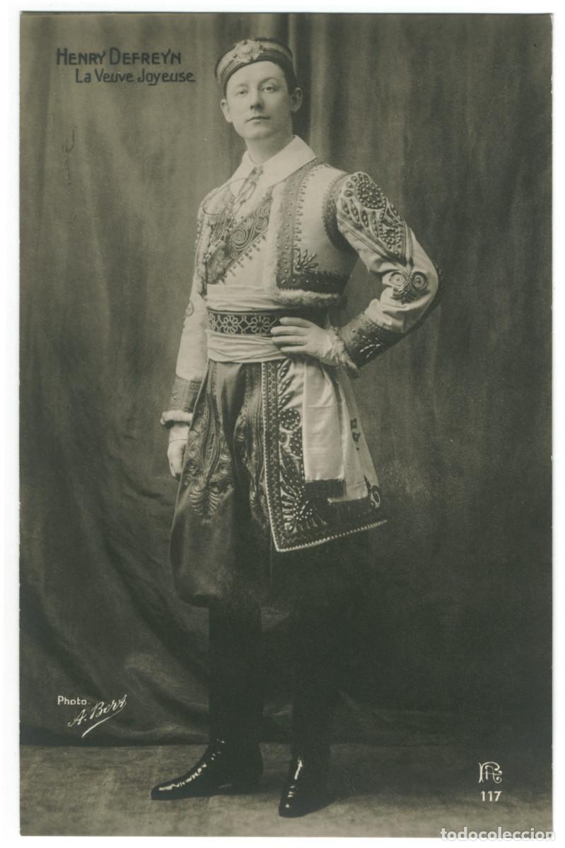 Postales: Actor DEFREYN, Henri_A. Christensen. 117. In La Veuve Joyeuse. Photo A. Bert