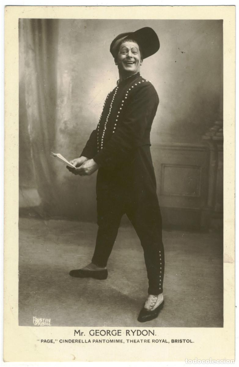 Postales: Actor RYDON, George_Theatre Royal (Bristol). In Dandini, Cinderella Pantomime. Photo F. Bustin