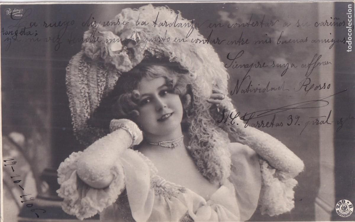 Postales: Postal mujer con sombrero de plumas Reverso sin dividir, circulada.