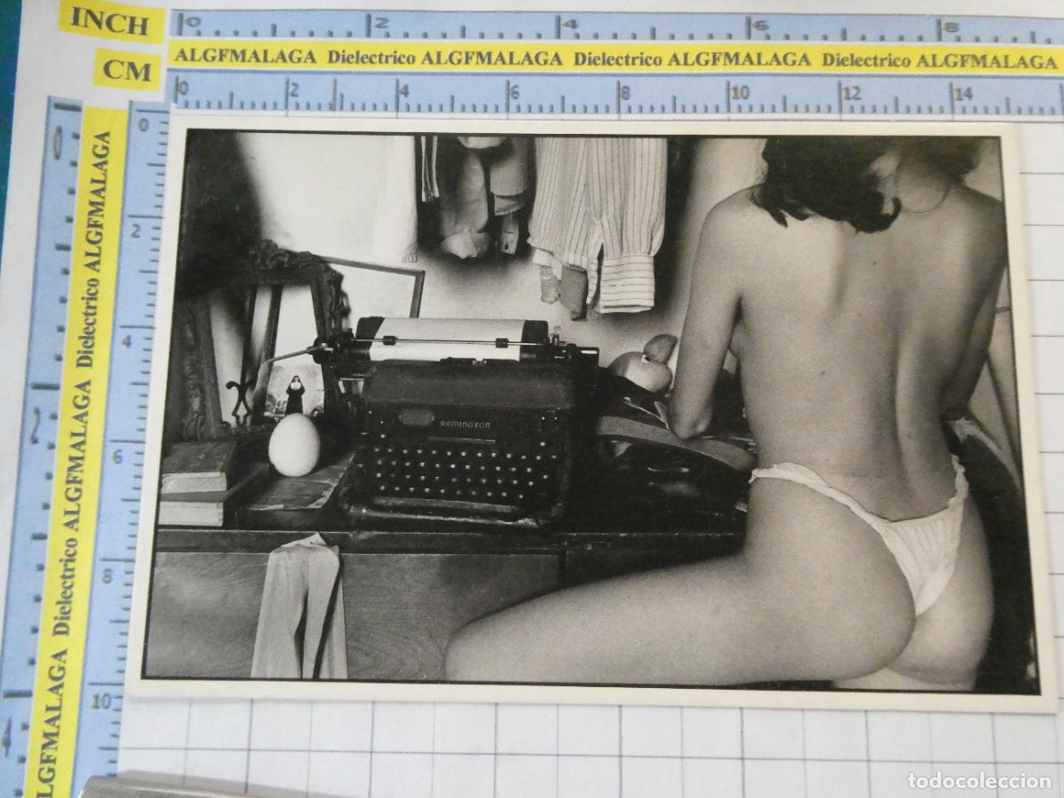 Postales: POSTAL MUJERES DESNUDOS SEXY ER&Oacute;TICA. MUJER CULO TANGA. M&Aacute;QUINA DE ESCRIBIR. 1596