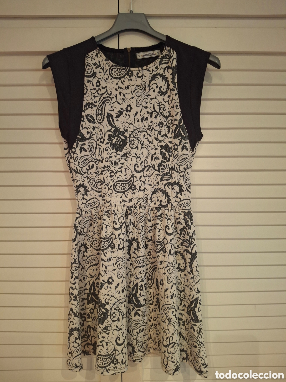 Postales: Vestido por estrenar