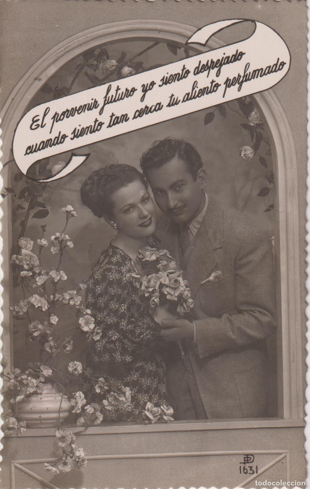 Postales: ANTIGUA POSTAL ROMANTICA PAREJA, FLORES, PERFUMES &ndash; PD 1631 &ndash; S/C