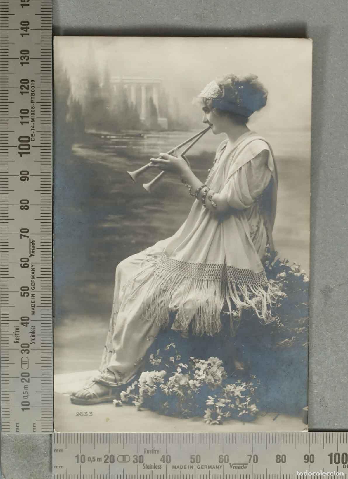 Postales: POSTAL. Yrisa 2633 - Mujer tocando el aulos - Foto 1