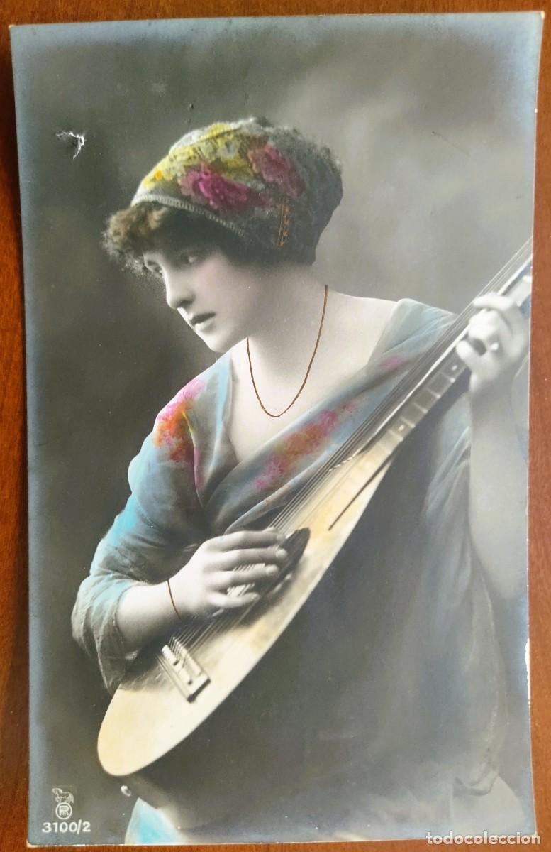Postales: POSTAL COLOREADA MUJER CON LAUD FECHADA 1913 - RPH 3100/2