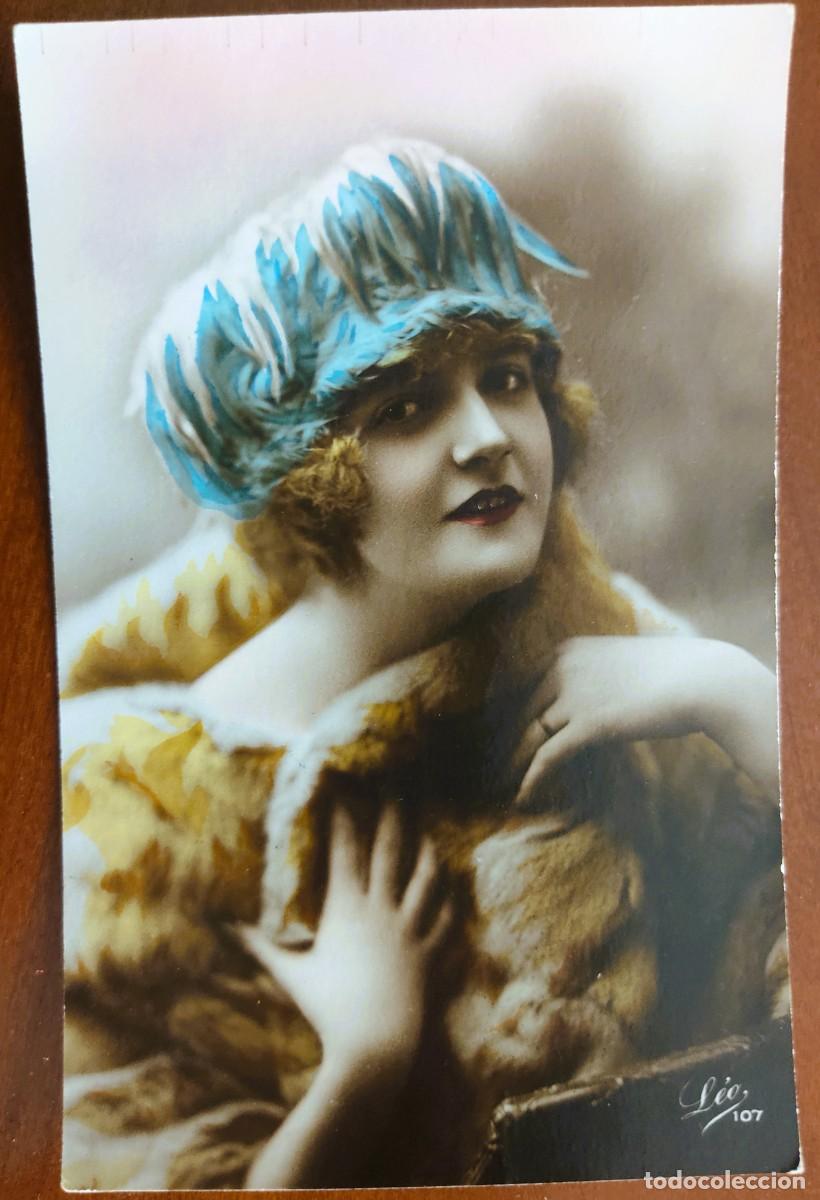 Postales: POSTAL COLOREADA DE UNA JOVEN - L&Eacute;O 107 - CIRCULADA A MANRESA A&Ntilde;O 1921