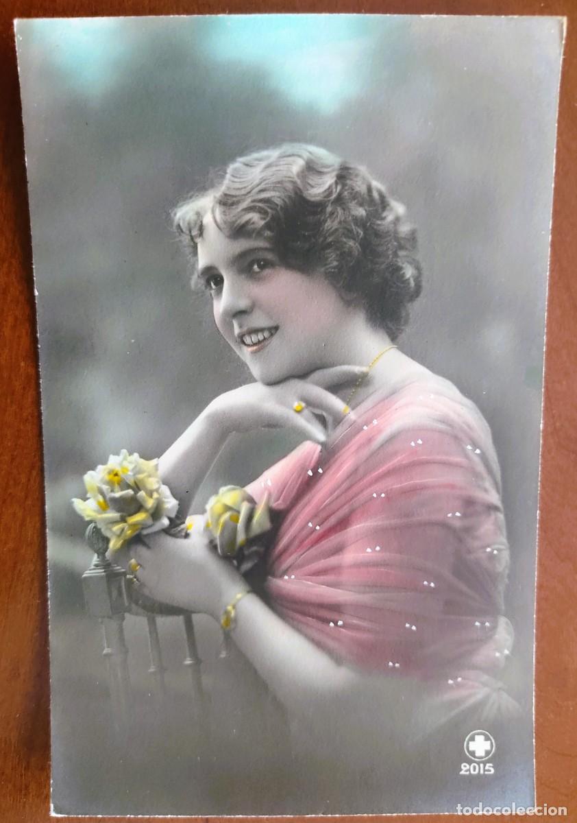 Postales: POSTAL COLOREADA DE UNA JOVEN - CRUZ BLANCA 2015 - CIRCULADA A MANRESA A&Ntilde;O 1918