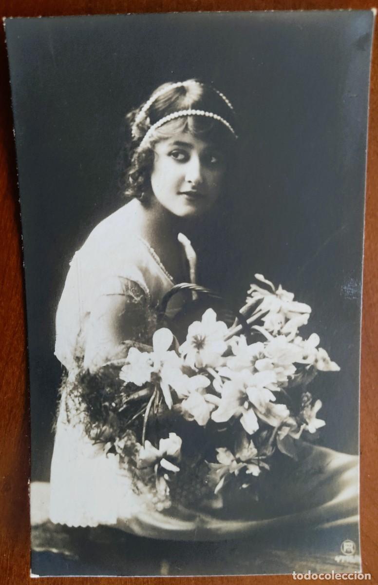Postales: POSTAL DE UNA JOVEN - RPH ? - CIRCULADA A MANRESA A&Ntilde;O 1917