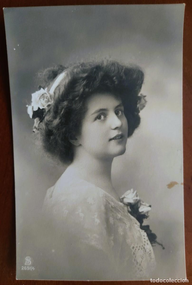 Postkarten: POSTAL DE UNA JOVEN - S.L.J.F.F. 2691/4