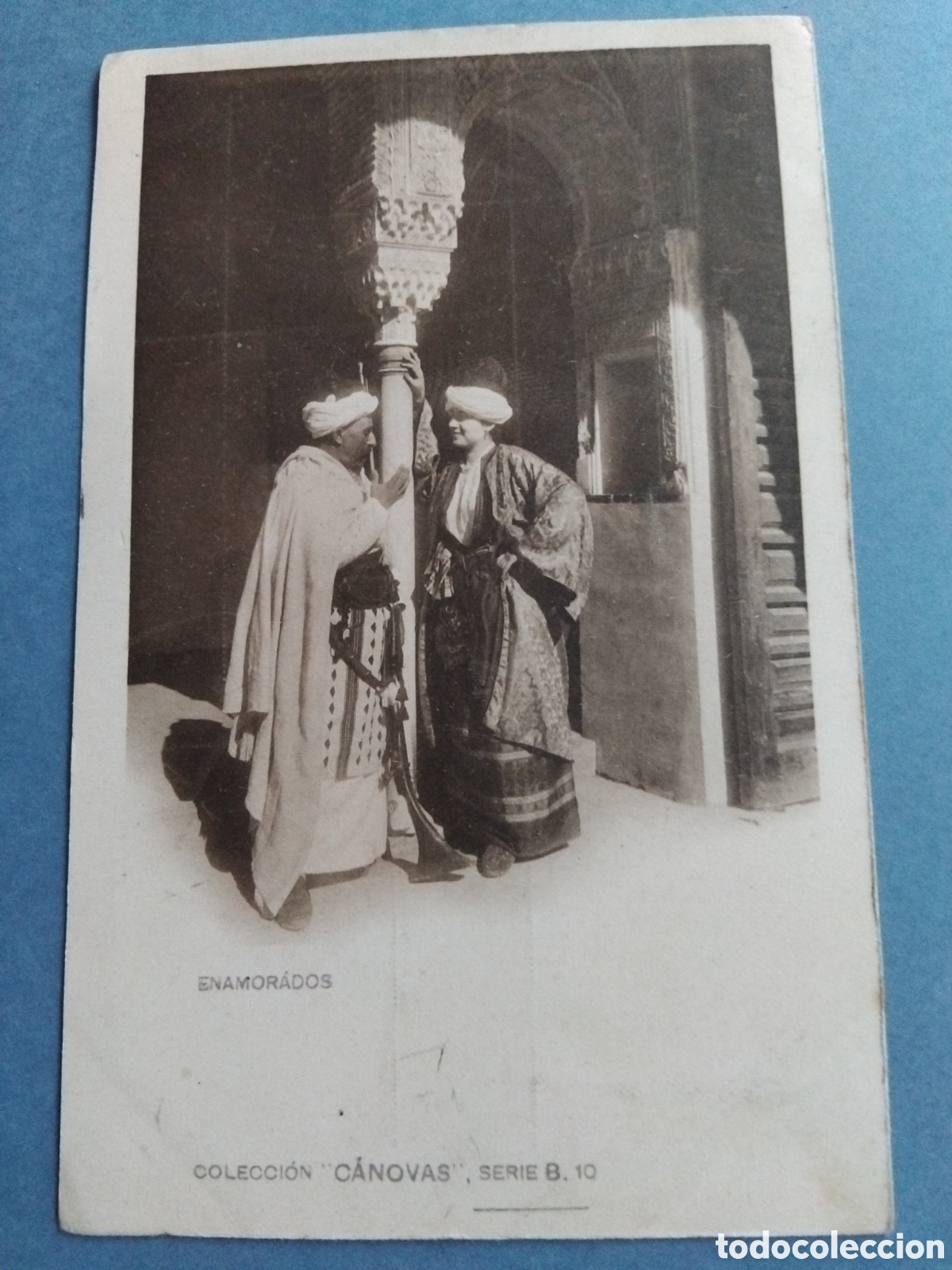 Cartoline: Postal &rdquo;Enamorados&rdquo; Colecci&oacute;n C&aacute;novas