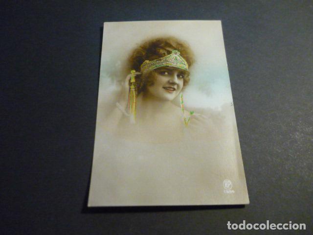 Postais: MUJER ELEGANTE POSTAL
