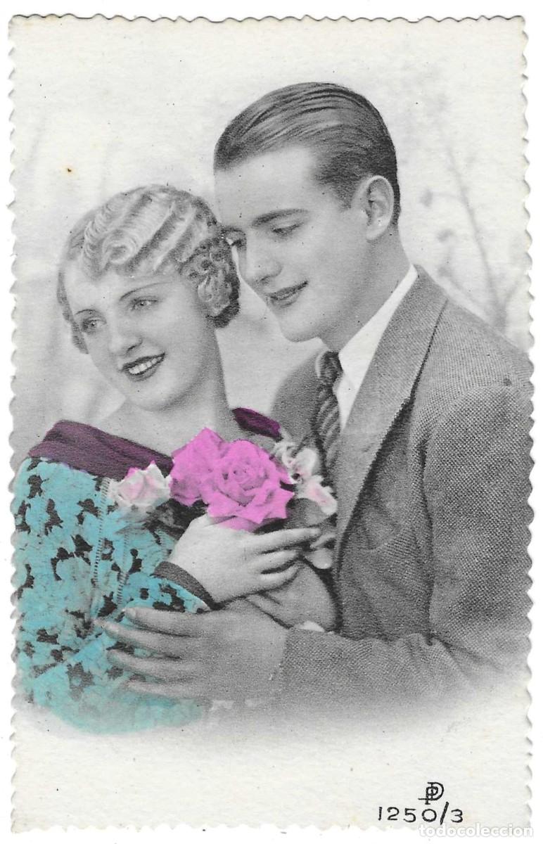 Postales: Postal Pareja con flores. ref. 7-galan12