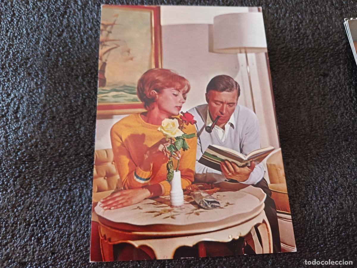 Postales: PAREJA DE ENAMORADOS LEYENDO UN LIBRO, ED. BV, ESCRITA
