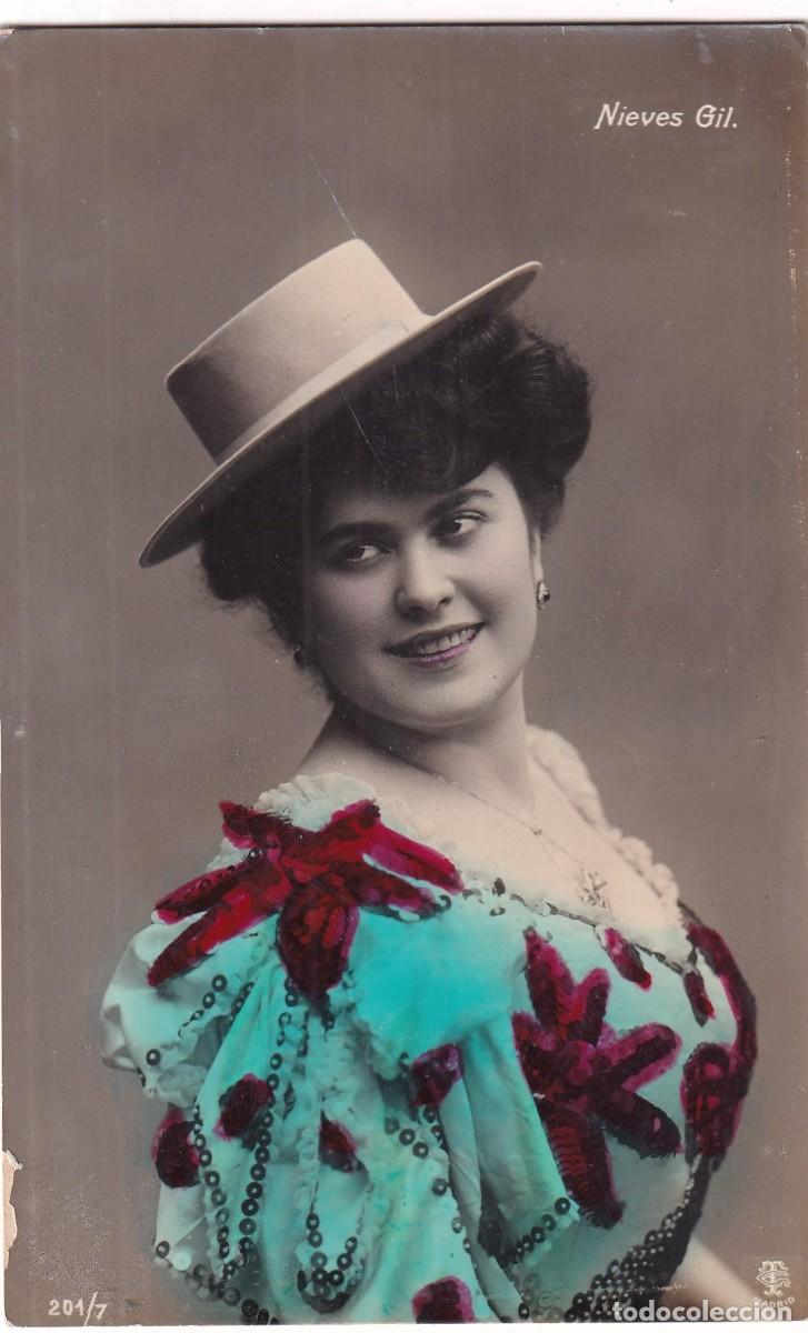 Postcards: POSTAL. NIEVES GIL. CUPLETISTA. CANTANTE. CIRCULADA