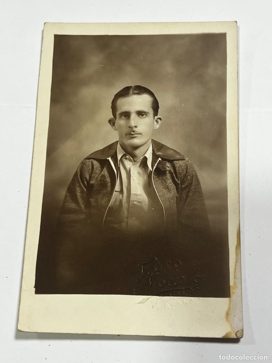 Postales: TARJETA POSTAL. CUBA. HOMBRE SENTADO. FOTO MODELO. HABANA, 1938