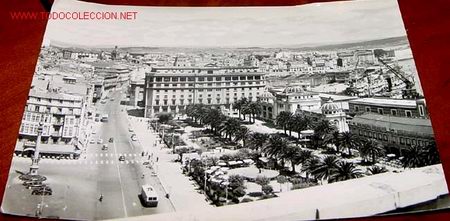 Postales: ANTIGUA POSTAL DE LA CORU&Ntilde;A .- AVDA DE LA MARINA - Foto 1