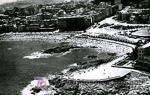 Postales: LA CORU&Ntilde;A. LA ROTONDA Y PLAYA DE RIAZOR. - Foto 1