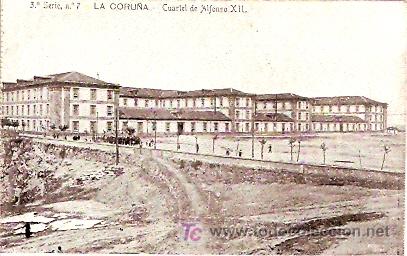 Postales: POSTAL LA CORU&Ntilde;A CUARTEL DE ALFONSO XII - Foto 1