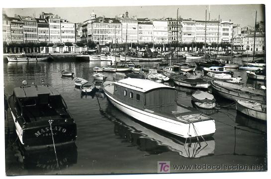 Postales: LA CORU&Ntilde;A, DARSENA,        P21993 - Foto 1