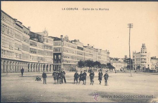 Postales: LA CORU&Ntilde;A .- CALLE DE LA MARINA - Foto 1