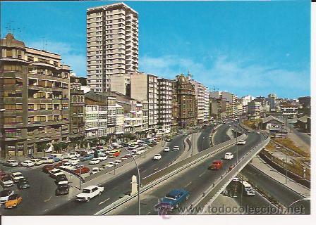 Postales: POSTAL DE LA CORU&Ntilde;A, CON COCHES DE LA &Eacute;POCA - Foto 1