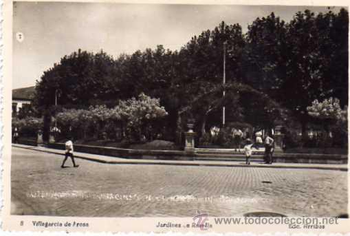 Postkarten: Villagarcia de Arosa. 8. Jardines de Revella. Ed. Arribas. Sin circular.