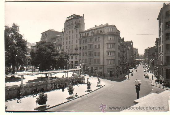 Postkarten: ORENSE,- FRENTE PARQUE, DERECHA CALLE JOSE ANTONIO