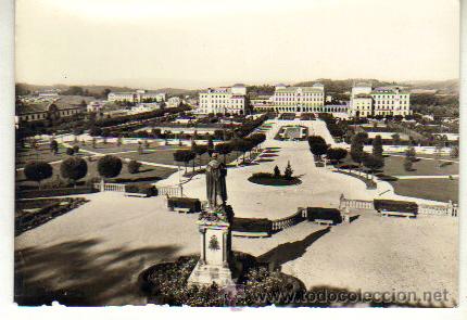 Postales: SANTIAGO DE COMPOSTELA (A CORU&Ntilde;A)**CIUDAD UNIVERSITARIA JARDINES**SIN CIRCULAR