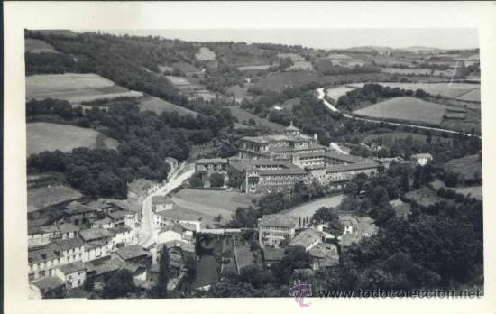 Postales: SAMOS (LUGO).- VISTA PANORAMICA DE LA VILLA